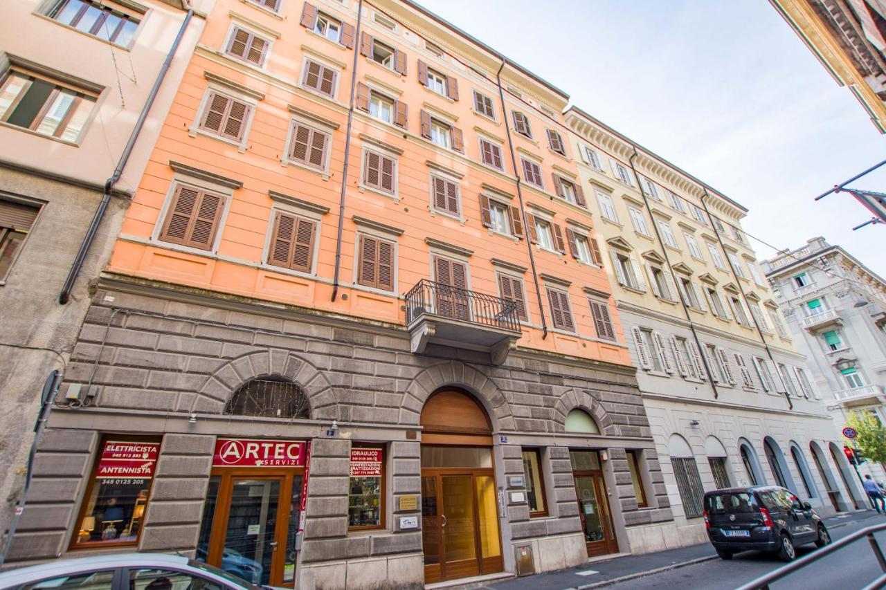 Ferienwohnung La Casa Di Lu Triest Exterior foto